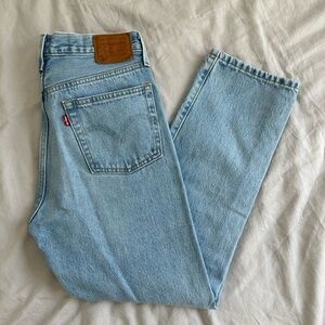 Levi’s 501 Cropped Jeans Women’s